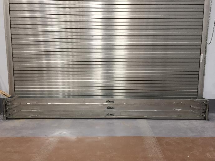 Manual Spill Barrier BL/BTL - Stainless Steel