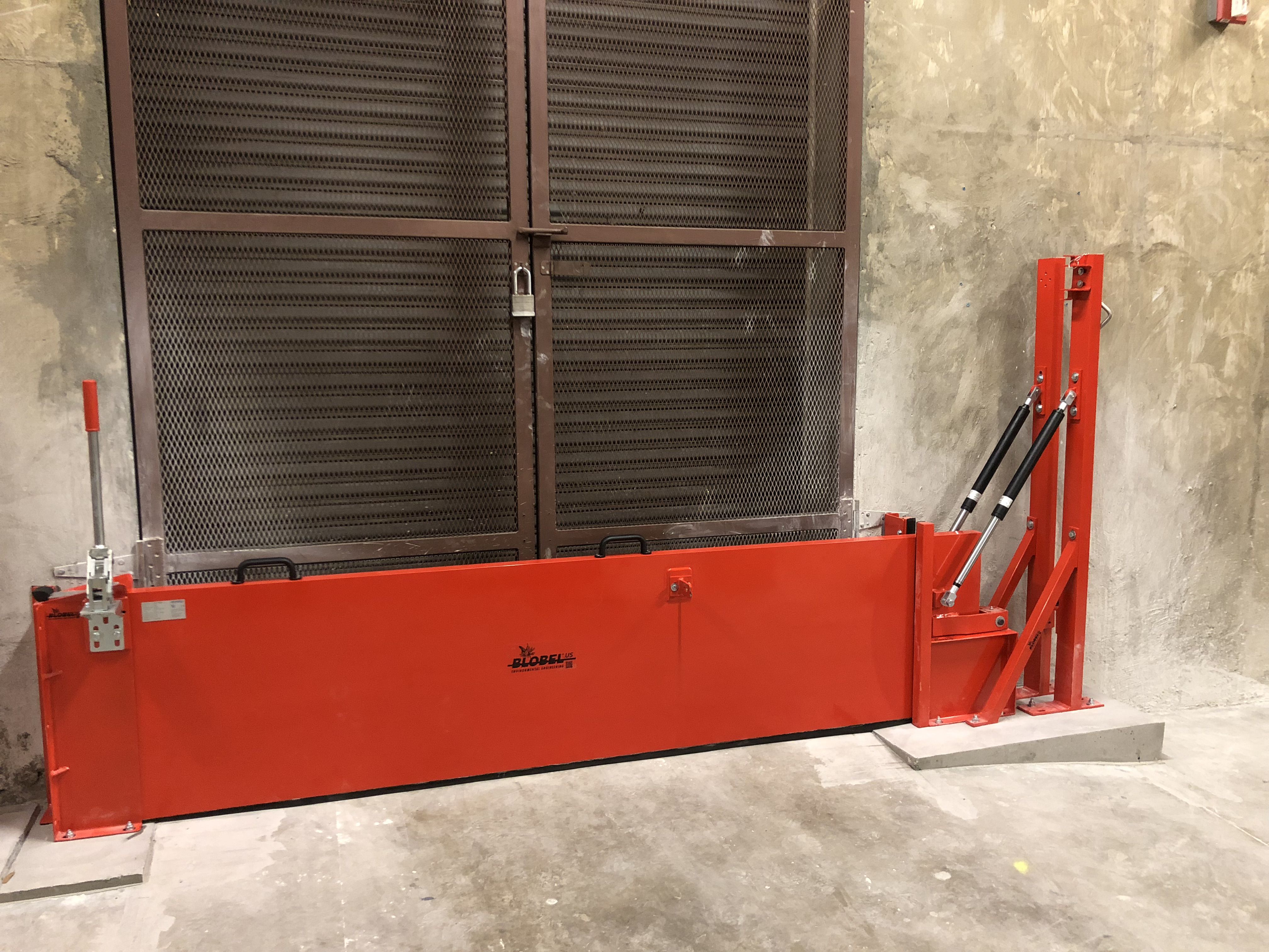 Manual Doorway Spill Barrier BL/BED Manual Doorway Spill Barrier BL/BED